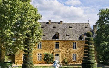 Vivez les jardins d'Eyrignac... pieds nus !