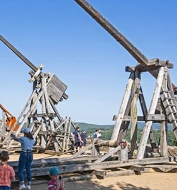 Démonstration de tir au trébuchet