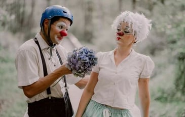 Visite clownesque : l'histoire sérieusement déjantée !
