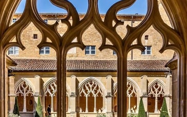 Visite guidée au cloître de Cadouin