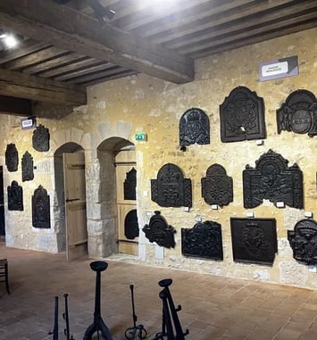 Visites du château et de ses collections d'objets des fonderies périgordines