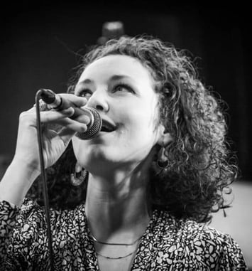 Mélina Tobiana quintet – Festival Jazz Pourpre