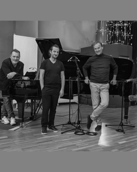 Jazz Off' | Thierry Maillard - No More She Is
